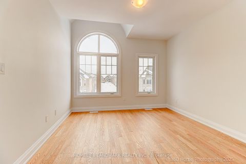 Photo 12 at 219 SEGUIN Street, Oak Ridges, Richmond Hill