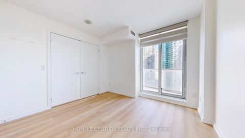 Photo 21 at 1906 - 8 York Street, Waterfront Communities C1, Toronto