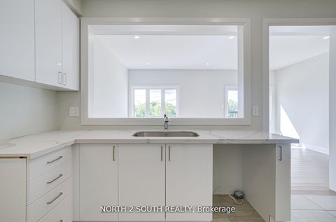 Photo 12 at 23 Virro Court, West Woodbridge, Vaughan