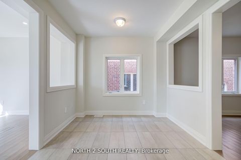 Photo 13 at 23 Virro Court, West Woodbridge, Vaughan