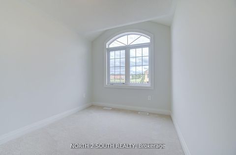 Photo 20 at 23 Virro Court, West Woodbridge, Vaughan