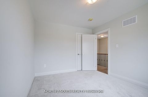 Photo 24 at 23 Virro Court, West Woodbridge, Vaughan