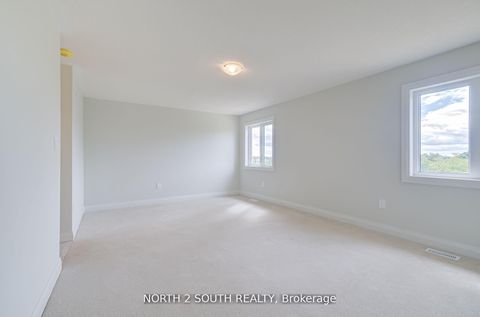 Photo 30 at 23 Virro Court, West Woodbridge, Vaughan