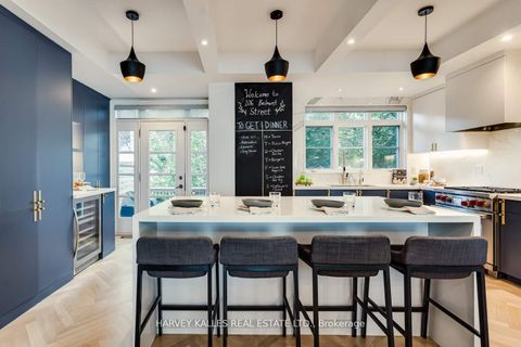 Photo 15 at 106 Belmont Street, Annex, Toronto