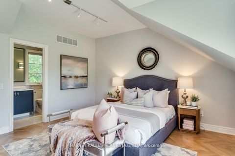 Photo 39 at 106 Belmont Street, Annex, Toronto