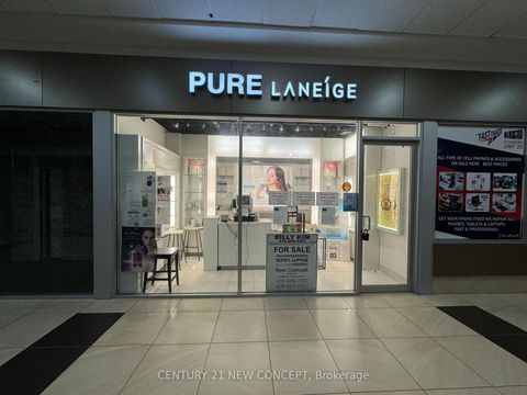 Photo 12 at 36 - 384 Yonge Street, Bay Street Corridor, Toronto