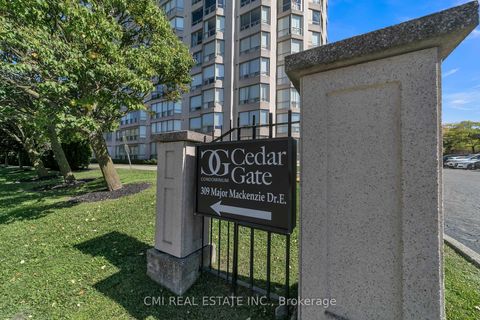 Photo 8 at 805 - 309 Major Mackenzie Drive E, Crosby, Richmond Hill