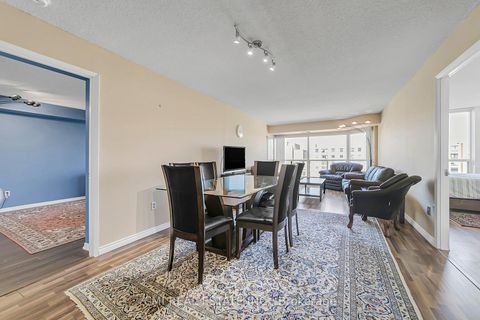 Photo 10 at 805 - 309 Major Mackenzie Drive E, Crosby, Richmond Hill