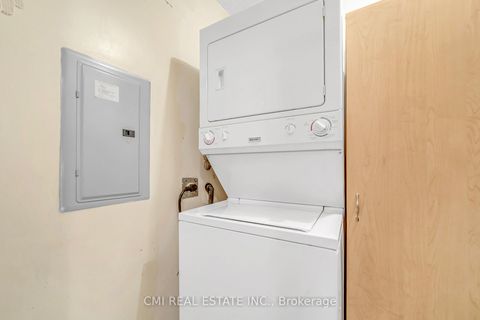 Photo 17 at 805 - 309 Major Mackenzie Drive E, Crosby, Richmond Hill