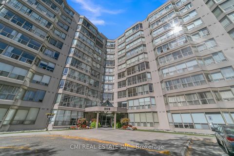 Photo 33 at 805 - 309 Major Mackenzie Drive E, Crosby, Richmond Hill