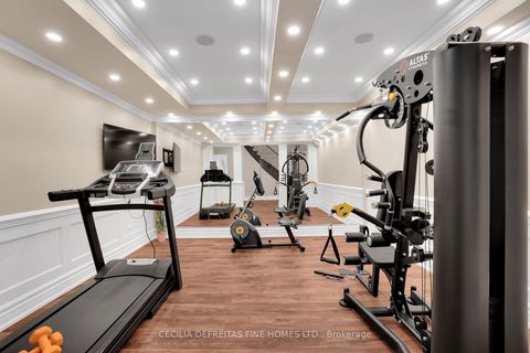 Photo 30 at 11 Beauvista Court, Vellore Village, Vaughan