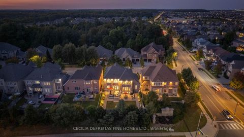 Photo 43 at 11 Beauvista Court, Vellore Village, Vaughan