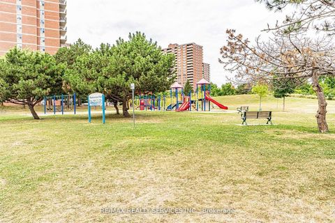 Photo 2 at 806 - 40 Panorama Court, Jamestown, Toronto
