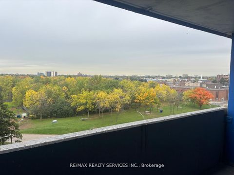 Photo 8 at 806 - 40 Panorama Court, Jamestown, Toronto