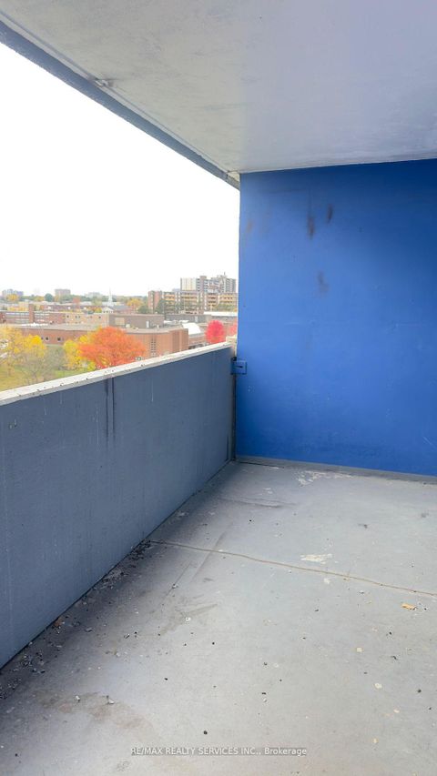 Photo 11 at 806 - 40 Panorama Court, Jamestown, Toronto