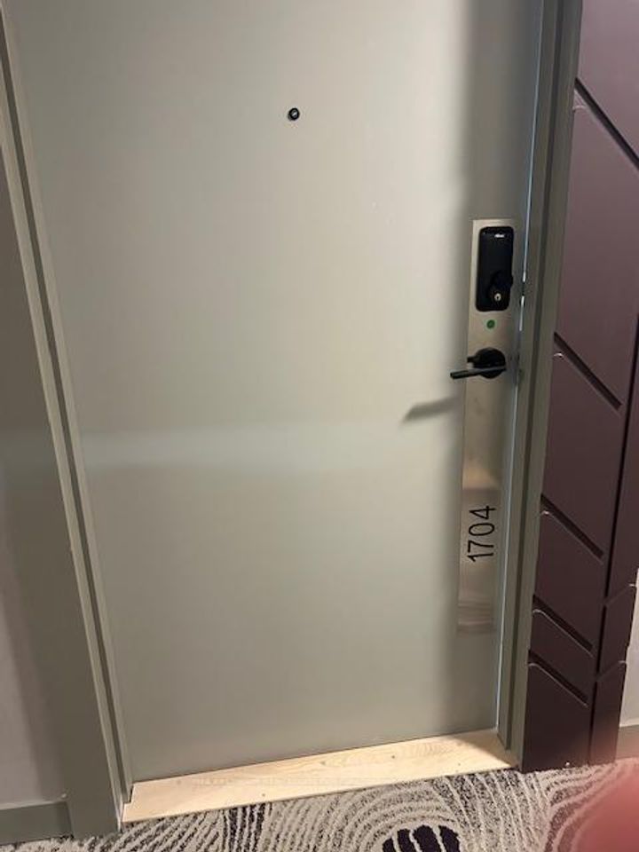 Photo 6 at 1704 - 5105 Hurontario Street N, Hurontario, Mississauga