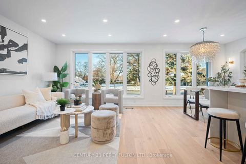 Photo 7 at 3 Learmont Drive, Richview, Toronto