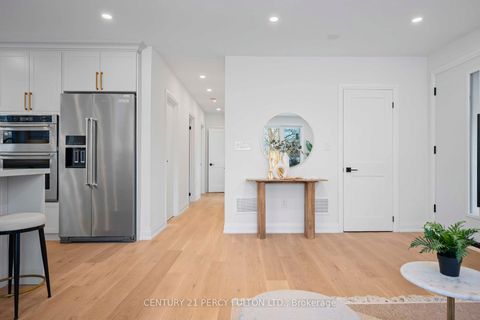 Photo 10 at 3 Learmont Drive, Richview, Toronto