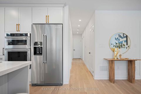 Photo 17 at 3 Learmont Drive, Richview, Toronto