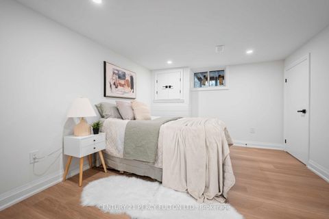 Photo 41 at 3 Learmont Drive, Richview, Toronto