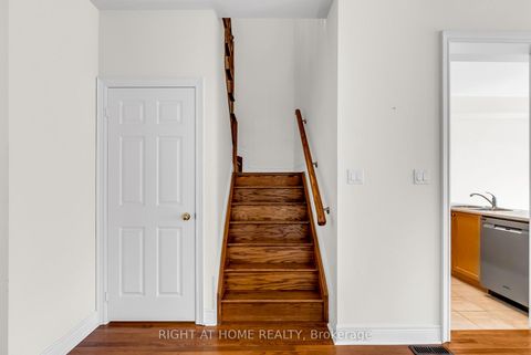 Photo 20 at 9 - 320 Ravineview Drive, Rural Vaughan, Vaughan