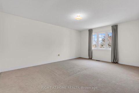 Photo 21 at 9 - 320 Ravineview Drive, Rural Vaughan, Vaughan