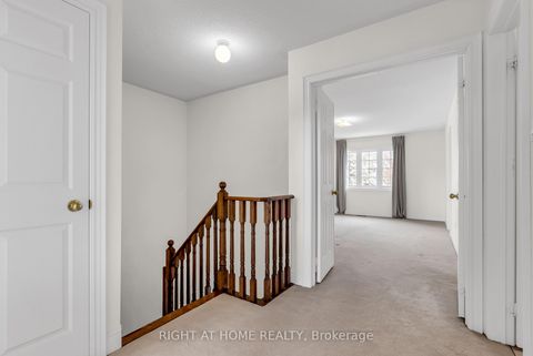 Photo 22 at 9 - 320 Ravineview Drive, Rural Vaughan, Vaughan