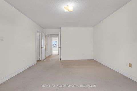 Photo 23 at 9 - 320 Ravineview Drive, Rural Vaughan, Vaughan