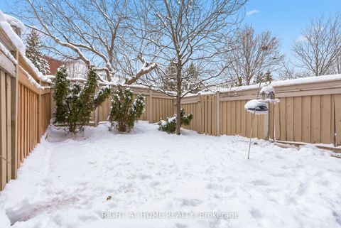Photo 36 at 9 - 320 Ravineview Drive, Rural Vaughan, Vaughan