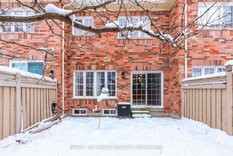 Photo 39 at 9 - 320 Ravineview Drive, Rural Vaughan, Vaughan