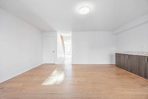 Photo 6 at 4 Healthcote Lane, Central, Ajax