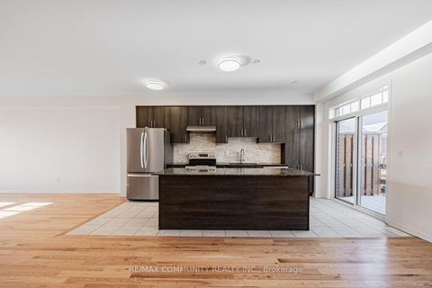 Photo 15 at 4 Healthcote Lane, Central, Ajax