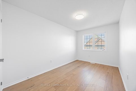 Photo 21 at 4 Healthcote Lane, Central, Ajax