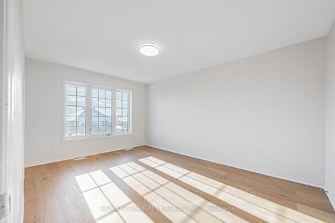 Photo 24 at 4 Healthcote Lane, Central, Ajax