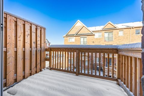 Photo 29 at 4 Healthcote Lane, Central, Ajax