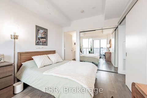 Photo 10 at 2306 - 30 Ordnance Street, Niagara, Toronto