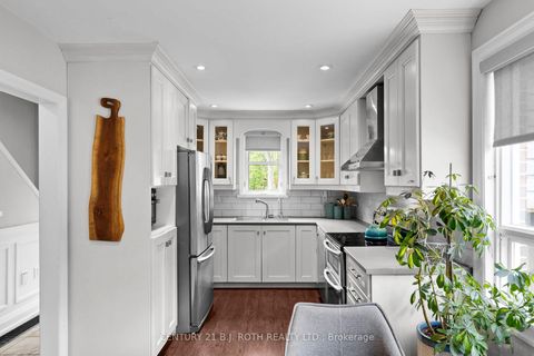 Photo 7 at 14 ST VINCENT Street, North Shore, Barrie