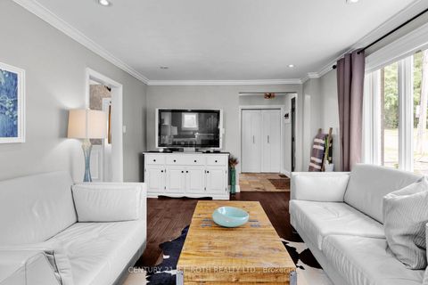 Photo 11 at 14 ST VINCENT Street, North Shore, Barrie