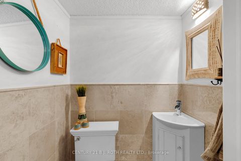 Photo 15 at 14 ST VINCENT Street, North Shore, Barrie