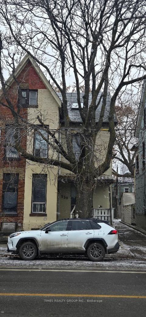 Photo 0 at 930 Dundas Street E, South Riverdale, Toronto