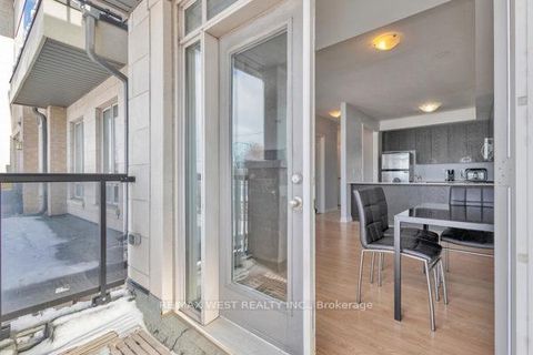 Photo 19 at 9 - 9601 Jane Street, Maple, Vaughan