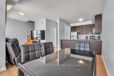 Photo 20 at 9 - 9601 Jane Street, Maple, Vaughan