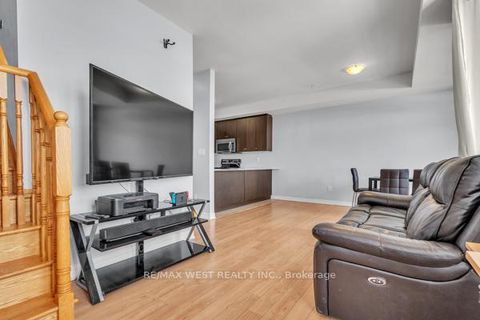 Photo 22 at 9 - 9601 Jane Street, Maple, Vaughan