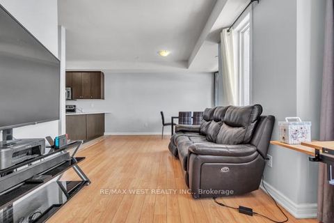 Photo 23 at 9 - 9601 Jane Street, Maple, Vaughan