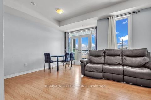 Photo 25 at 9 - 9601 Jane Street, Maple, Vaughan