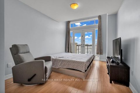 Photo 27 at 9 - 9601 Jane Street, Maple, Vaughan