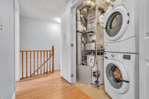 Photo 35 at 9 - 9601 Jane Street, Maple, Vaughan