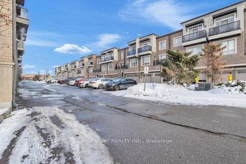 Photo 37 at 9 - 9601 Jane Street, Maple, Vaughan
