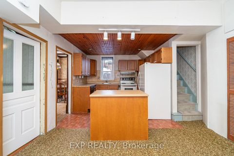 Photo 13 at 28 Queen Street, Cookstown, Innisfil