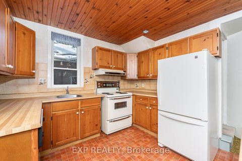 Photo 14 at 28 Queen Street, Cookstown, Innisfil